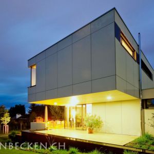 Gartenbecken Bei Nacht 007